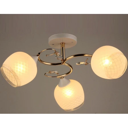 P7821/3  (6) - Эконом класс люстры